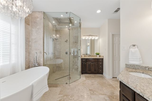 1825 Spinnaker Lane, Azle, TX 76020