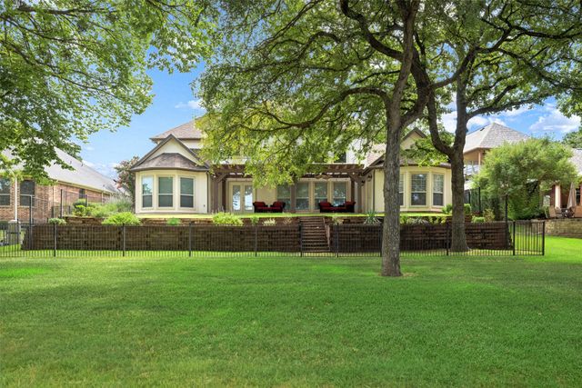 1825 Spinnaker Lane, Azle, TX 76020