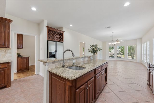 1825 Spinnaker Lane, Azle, TX 76020