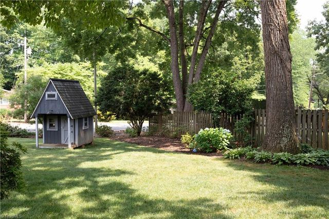 612 Hilltop Drive, Lexington, NC 27292