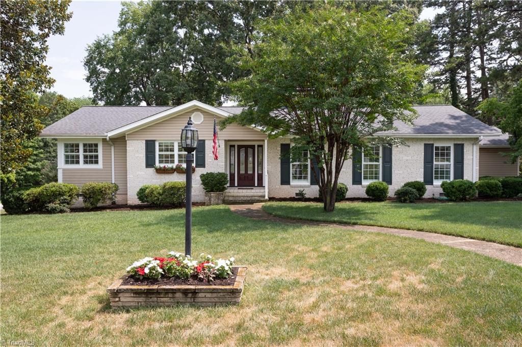 612 Hilltop Drive, Lexington, NC 27292