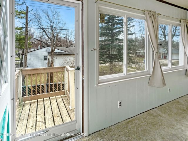 2801 Chatham Road, Lansing, MI 48910