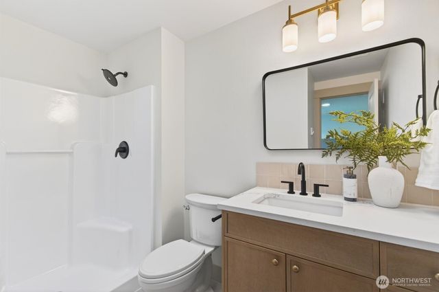 7 Sun Crest Lane, Cathlamet, WA 98612