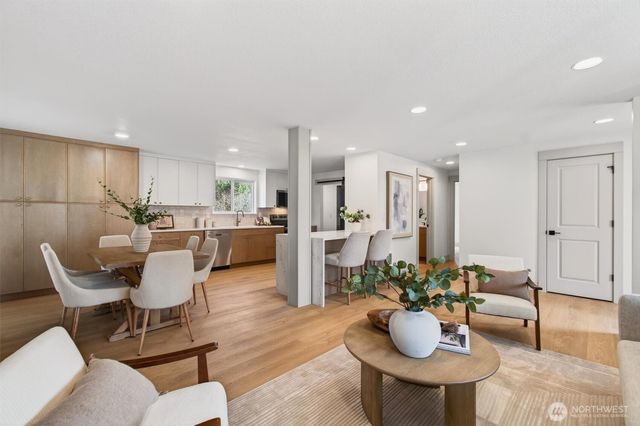 7 Sun Crest Lane, Cathlamet, WA 98612