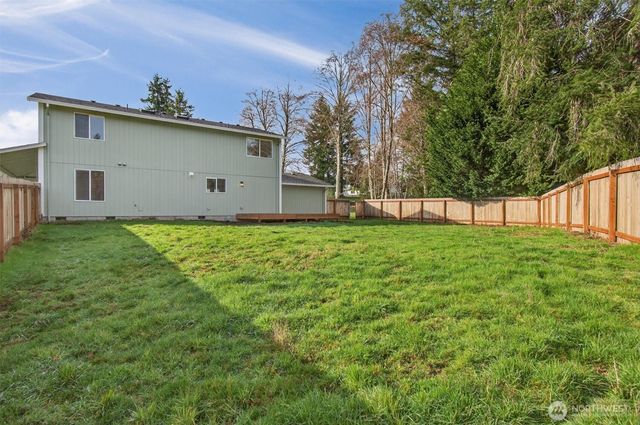 7 Sun Crest Lane, Cathlamet, WA 98612