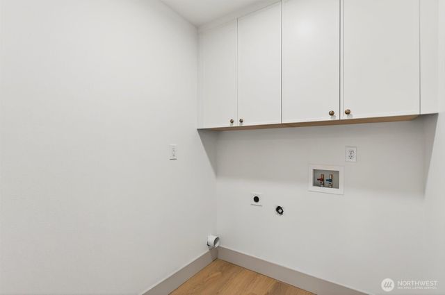 7 Sun Crest Lane, Cathlamet, WA 98612