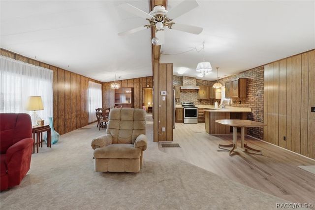 7651 W Chelsea Court, Homosassa, FL 34446