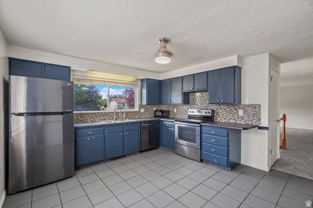 846 S 1425 W, Clearfield, UT 84015