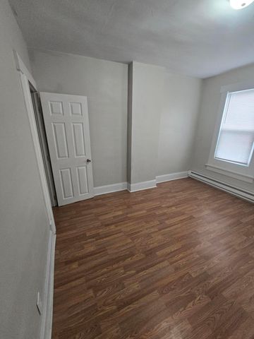 150-152 Hayden Avenue, Columbus, OH 43222