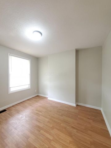 150-152 Hayden Avenue, Columbus, OH 43222