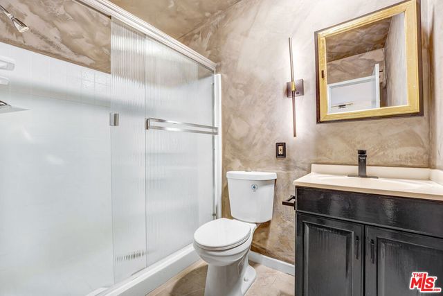 1044 9th Street 3, Santa Monica, CA 90403