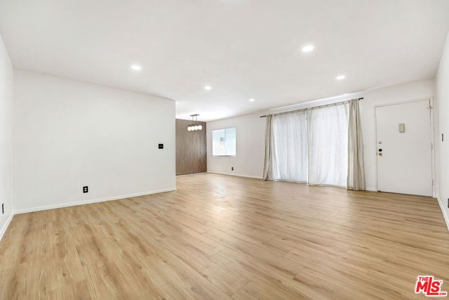 1044 9th Street 3, Santa Monica, CA 90403