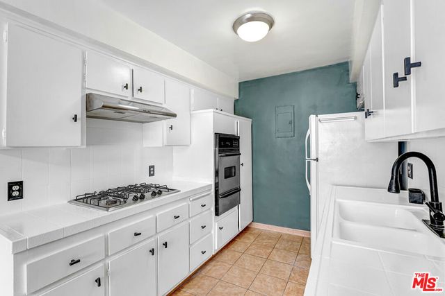 1044 9th Street 3, Santa Monica, CA 90403