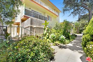 1044 9th Street 3, Santa Monica, CA 90403