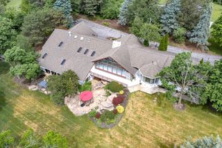 W215N5353 Ada COURT, Menomonee Falls, WI 53051