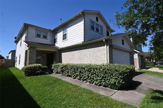 2722 Skyview Downs Drive, Houston, TX 77047