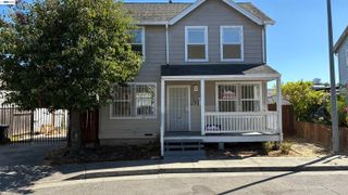 10469 West Ct, Oakland, CA 94603