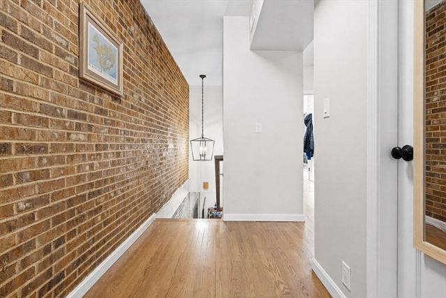 159 Salem 4, Boston, MA 02113