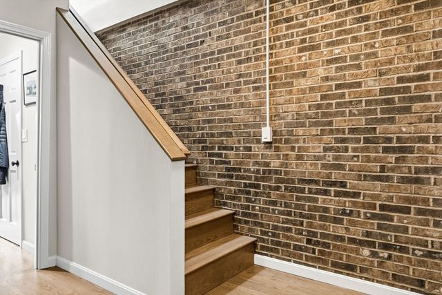 159 Salem 4, Boston, MA 02113