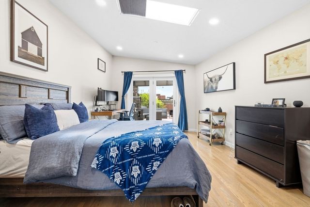 159 Salem 4, Boston, MA 02113