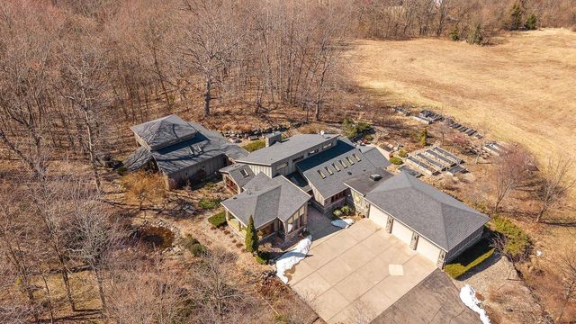 N6241 County Road W, Portage, WI 53901