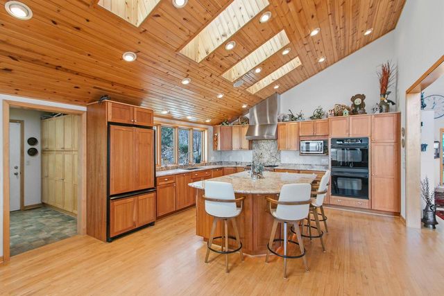 N6241 County Road W, Portage, WI 53901