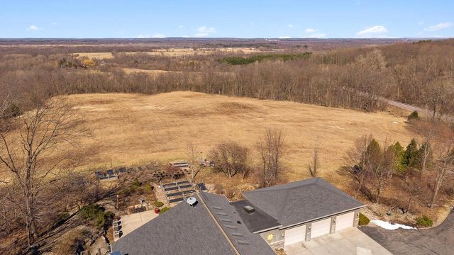 N6241 County Road W, Portage, WI 53901