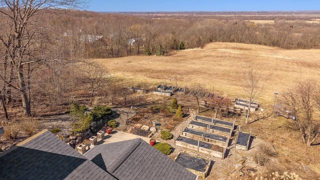 N6241 County Road W, Portage, WI 53901