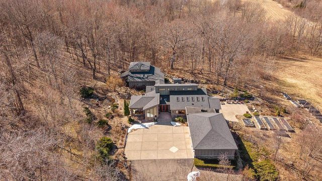 N6241 County Road W, Portage, WI 53901