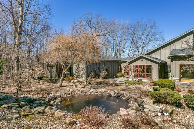 N6241 County Road W, Portage, WI 53901