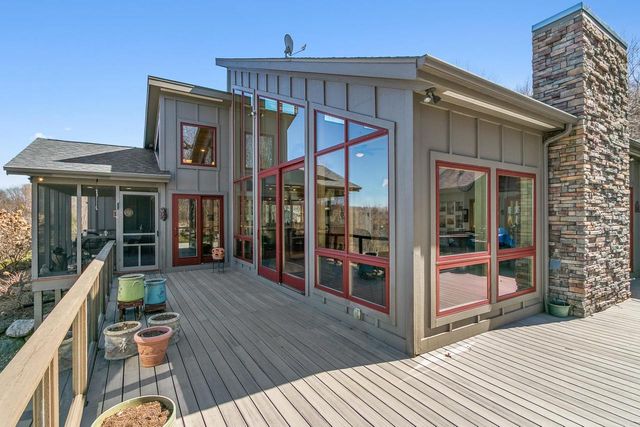 N6241 County Road W, Portage, WI 53901