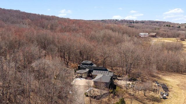 N6241 County Road W, Portage, WI 53901