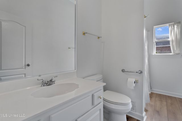 2559 Rue Palafox, Biloxi, MS 39531