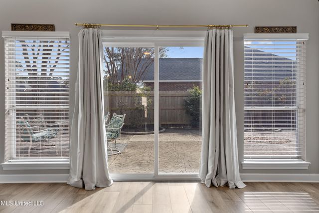 2559 Rue Palafox, Biloxi, MS 39531