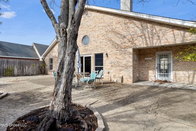 2559 Rue Palafox, Biloxi, MS 39531