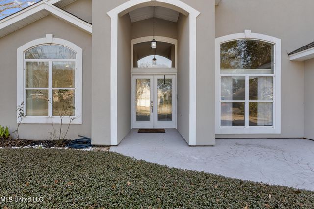 2559 Rue Palafox, Biloxi, MS 39531