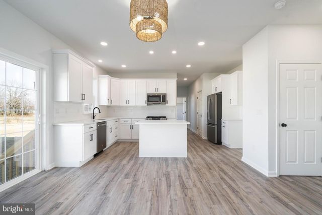 312 CINDY DR, Vineland, NJ 08360