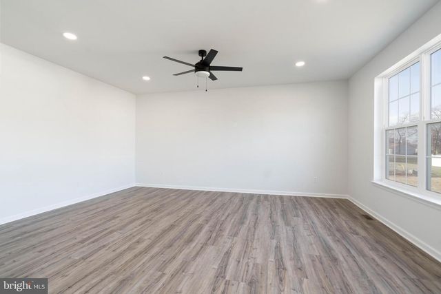 312 CINDY DR, Vineland, NJ 08360