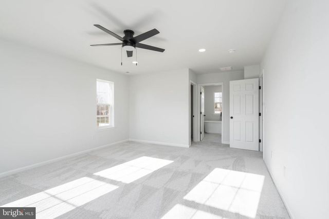 312 CINDY DR, Vineland, NJ 08360