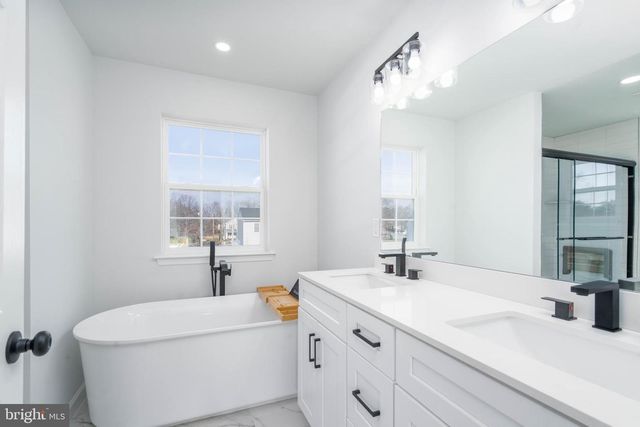 312 CINDY DR, Vineland, NJ 08360