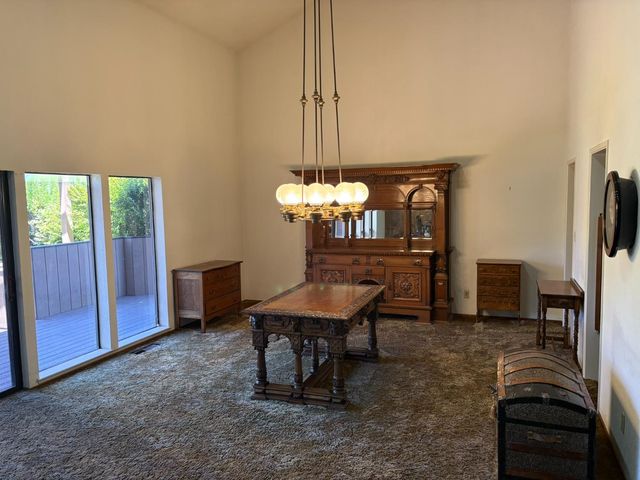 10 Lookout Ct, Sacramento, CA 95831