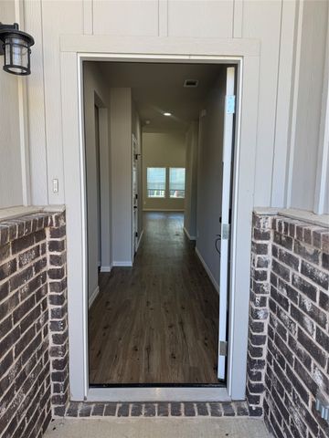 133 Magnolia Estates Street, Crowley, TX 76036