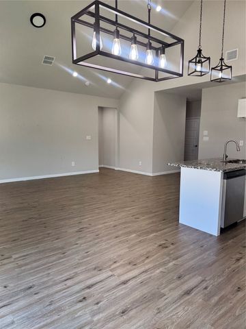 133 Magnolia Estates Street, Crowley, TX 76036