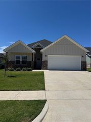 133 Magnolia Estates Street, Crowley, TX 76036