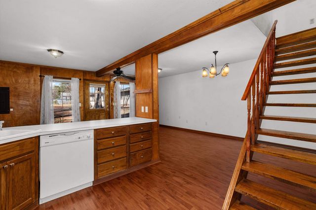 711 B Bluebonnet, Hughes Springs, TX 75656