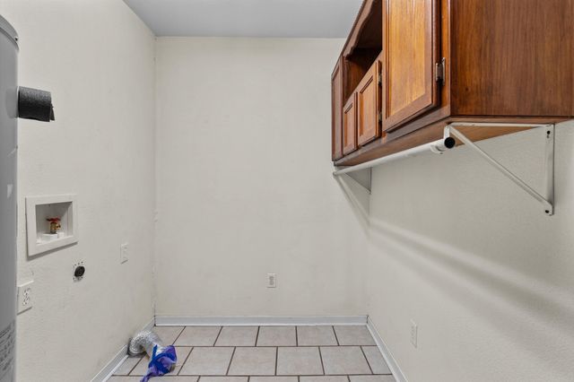 711 B Bluebonnet, Hughes Springs, TX 75656