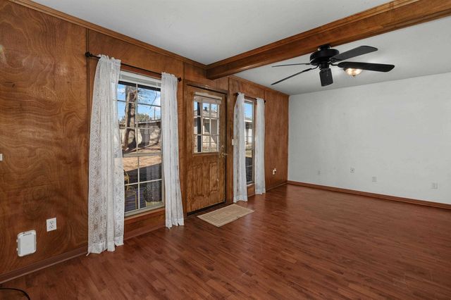 711 B Bluebonnet, Hughes Springs, TX 75656