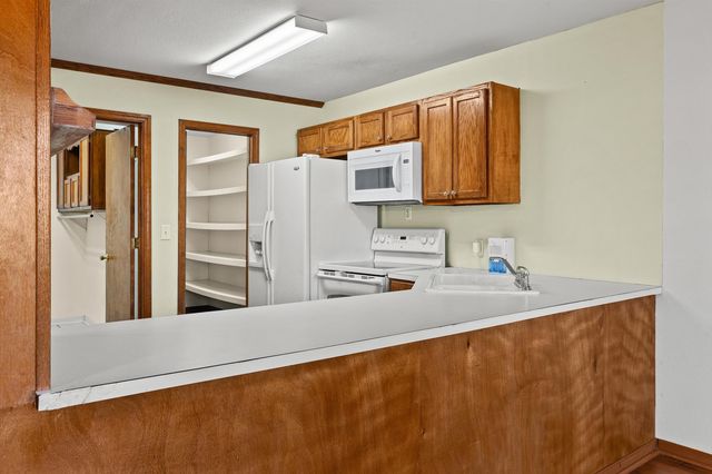 711 B Bluebonnet, Hughes Springs, TX 75656