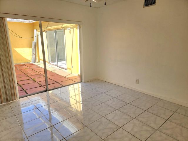 2309 SW 81st Terrace 5, North Lauderdale, FL 33068