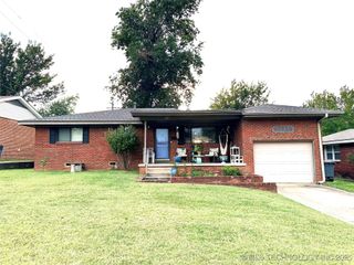 2142 S 75th East Avenue, Tulsa, OK 74129
